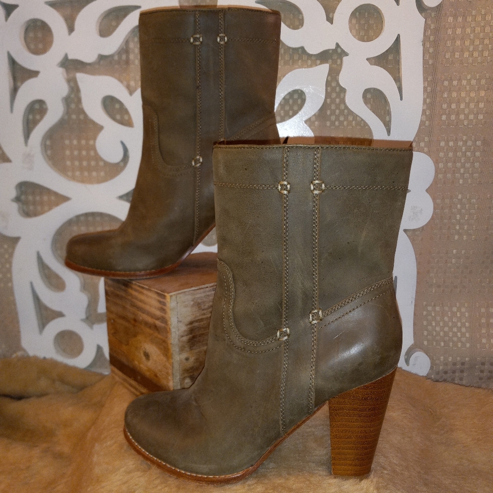 Joie healed boots - Picture 2 of 8